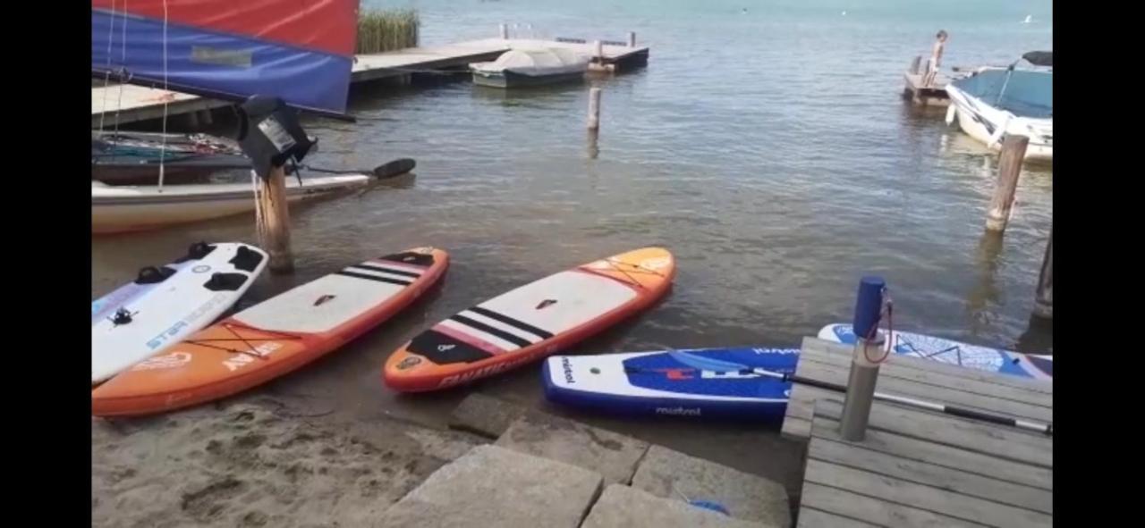 Lagrette Ferienwohnung Am Hainer See Neukieritzsch ภายนอก รูปภาพ